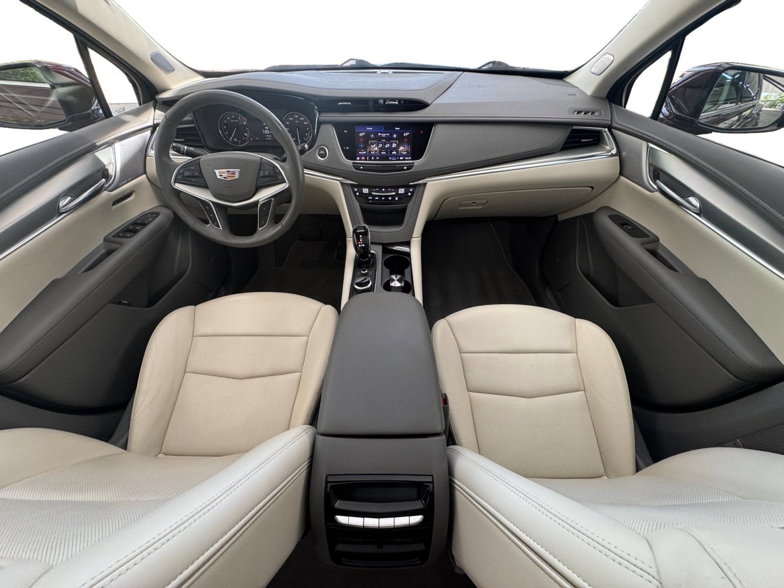 Used 2023 Cadillac XT5 Premium Luxury FWD image 12