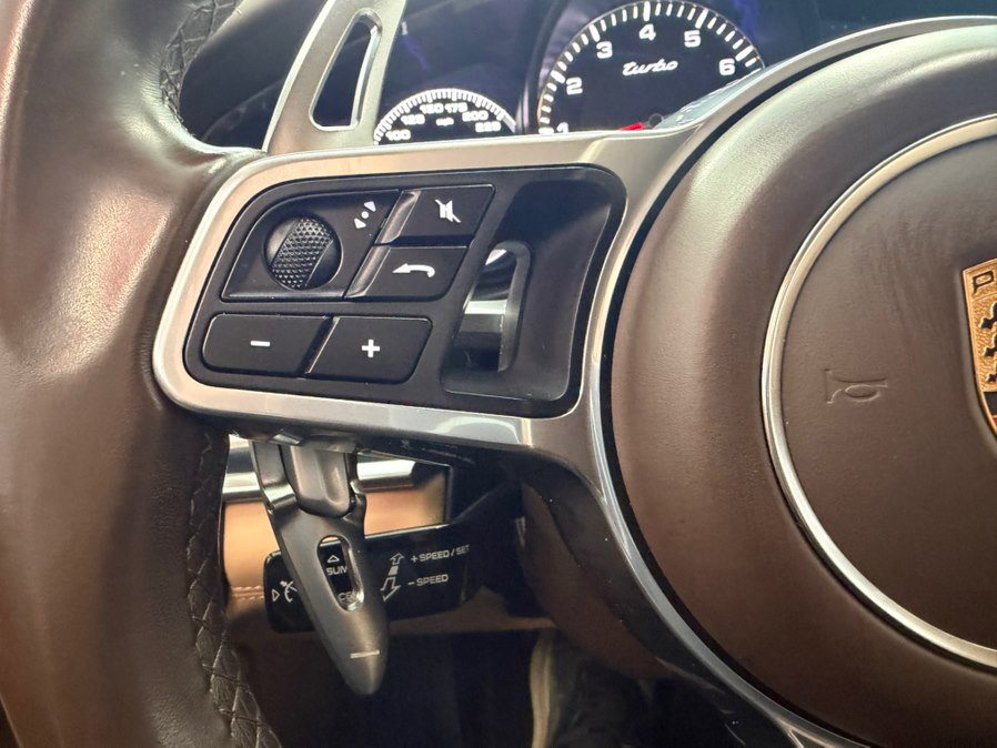 Used 2017 Porsche Panamera Turbo image 44