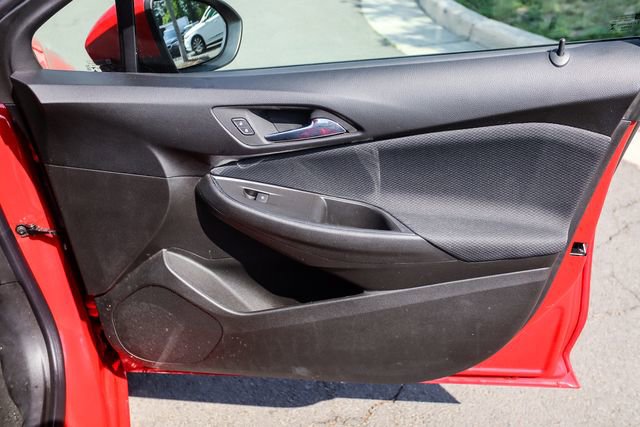 Used 2018 Chevrolet Cruze LS FWD image 44