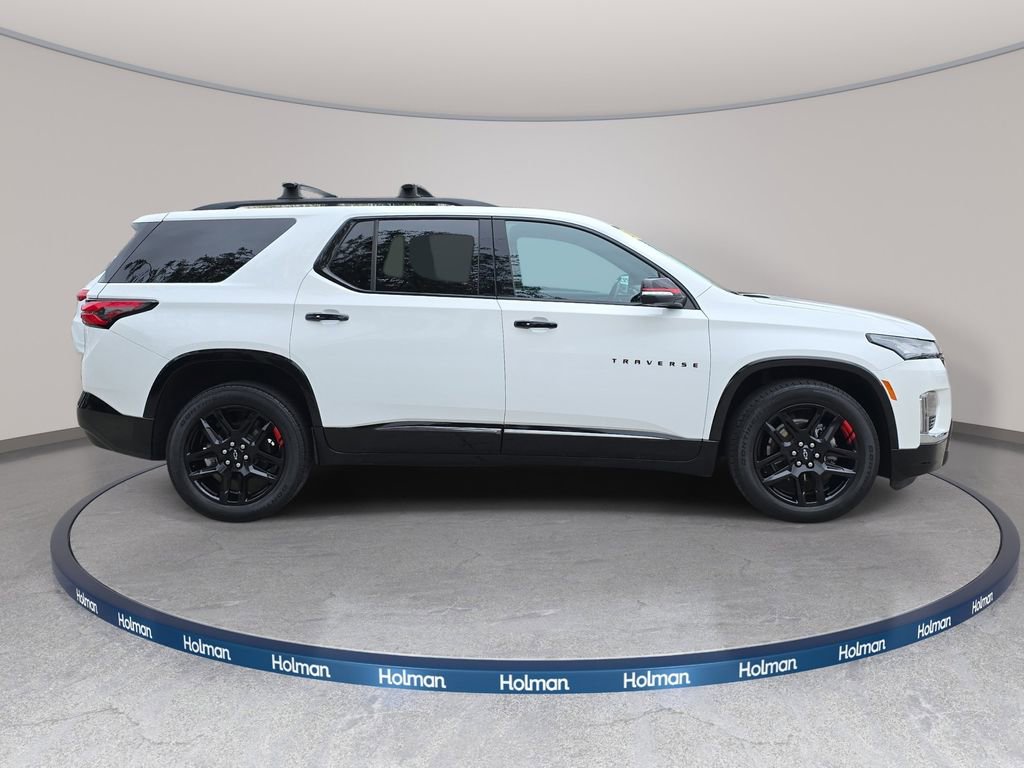 Used 2023 Chevrolet Traverse Premier w/ Redline Edition AWD/4WD image 5