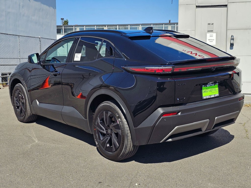 New 2026 Toyota C-HR AWD/4WD image 5