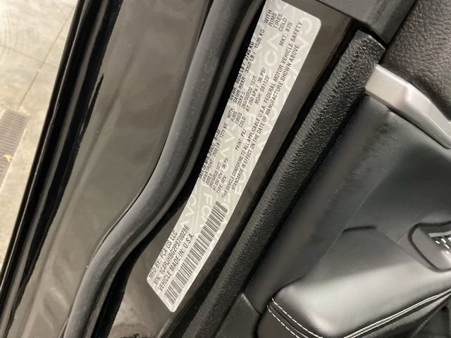 Used 2023 Jeep Grand Cherokee Limited w/ Luxury Tech Group II image 24