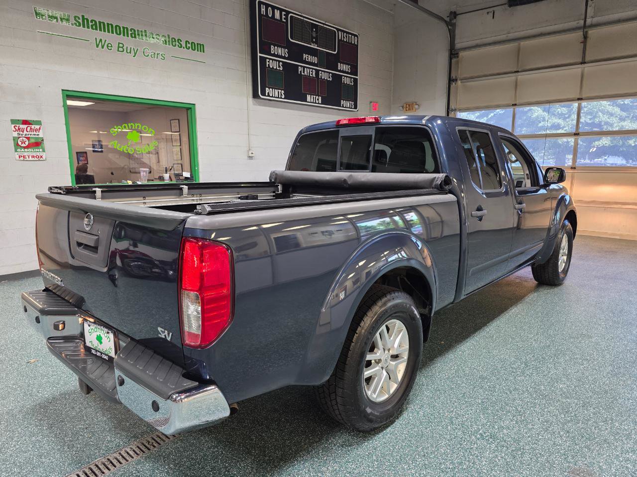 Used 2019 Nissan Frontier SV RWD image 6