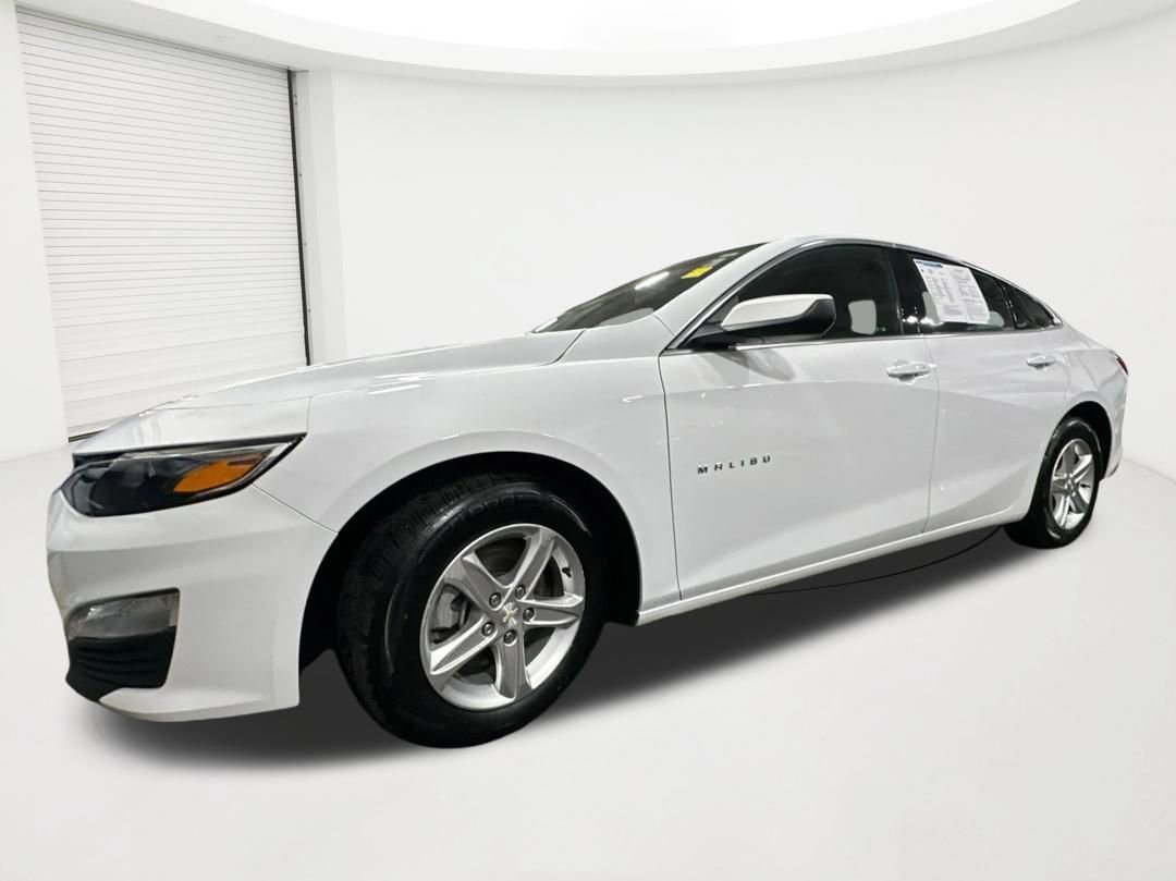 Used 2023 Chevrolet Malibu LT image 1