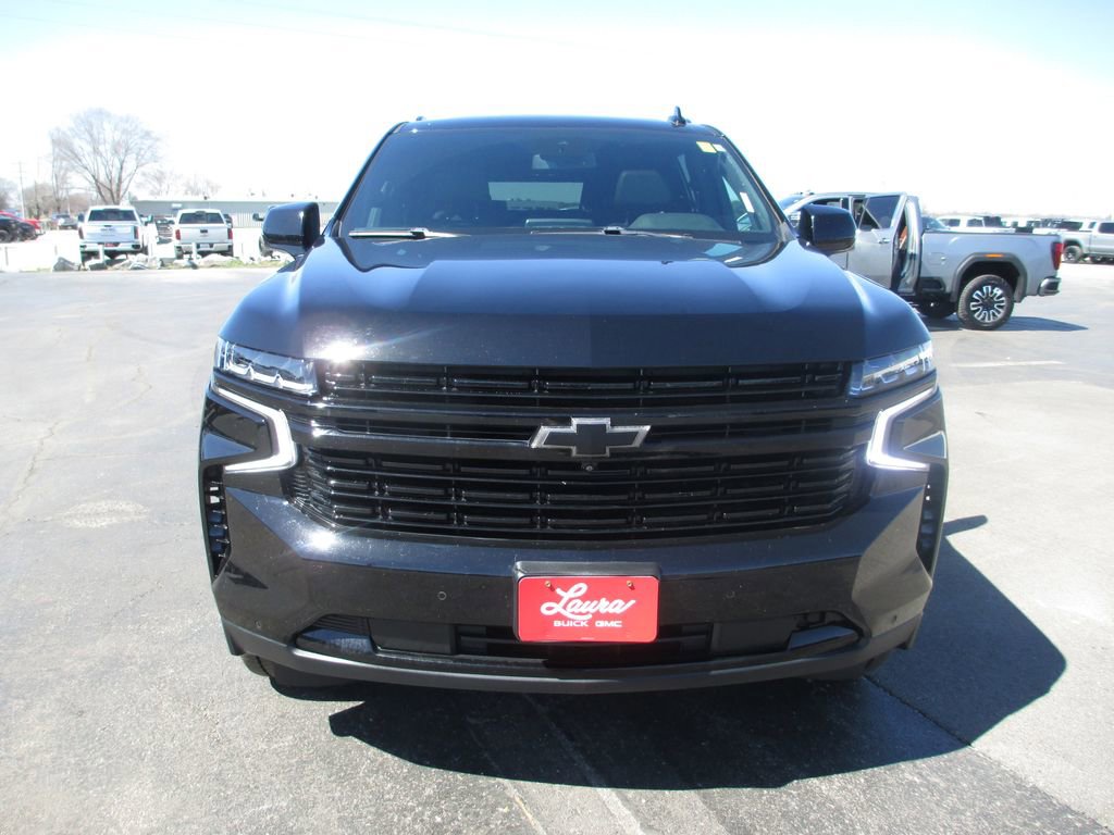 Used 2023 Chevrolet Suburban RST w/ Luxury Package image 13