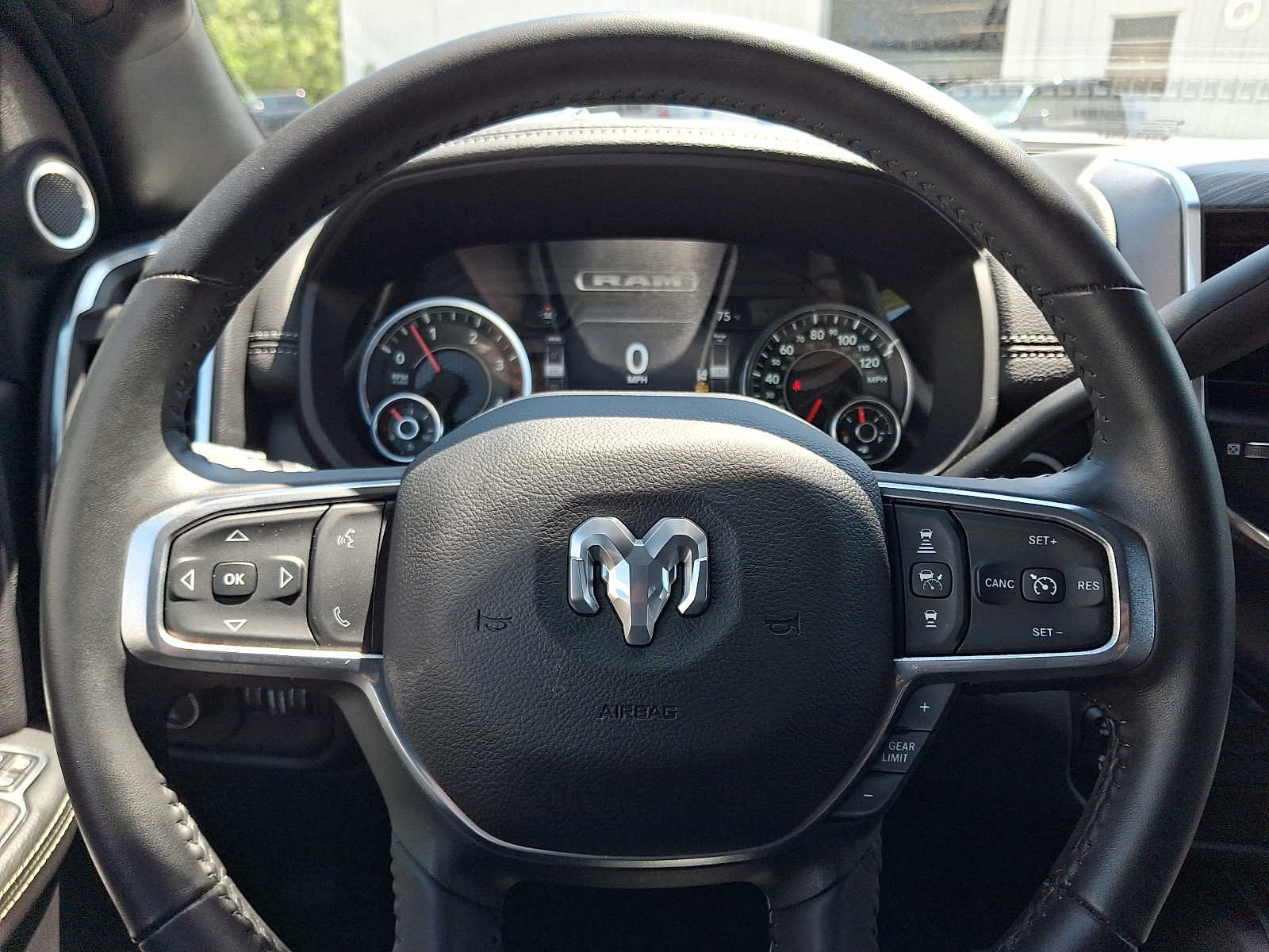Used 2024 RAM 3500 Laramie w/ Night Edition AWD/4WD image 19