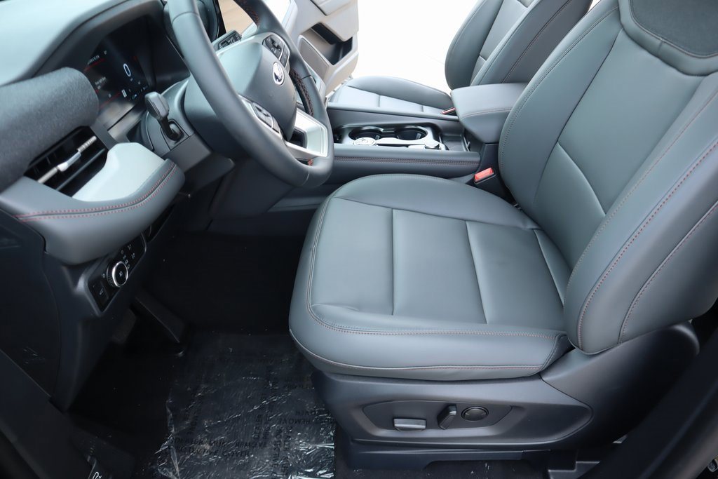 New 2025 Ford Explorer Active w/ Active Comfort Package image 14