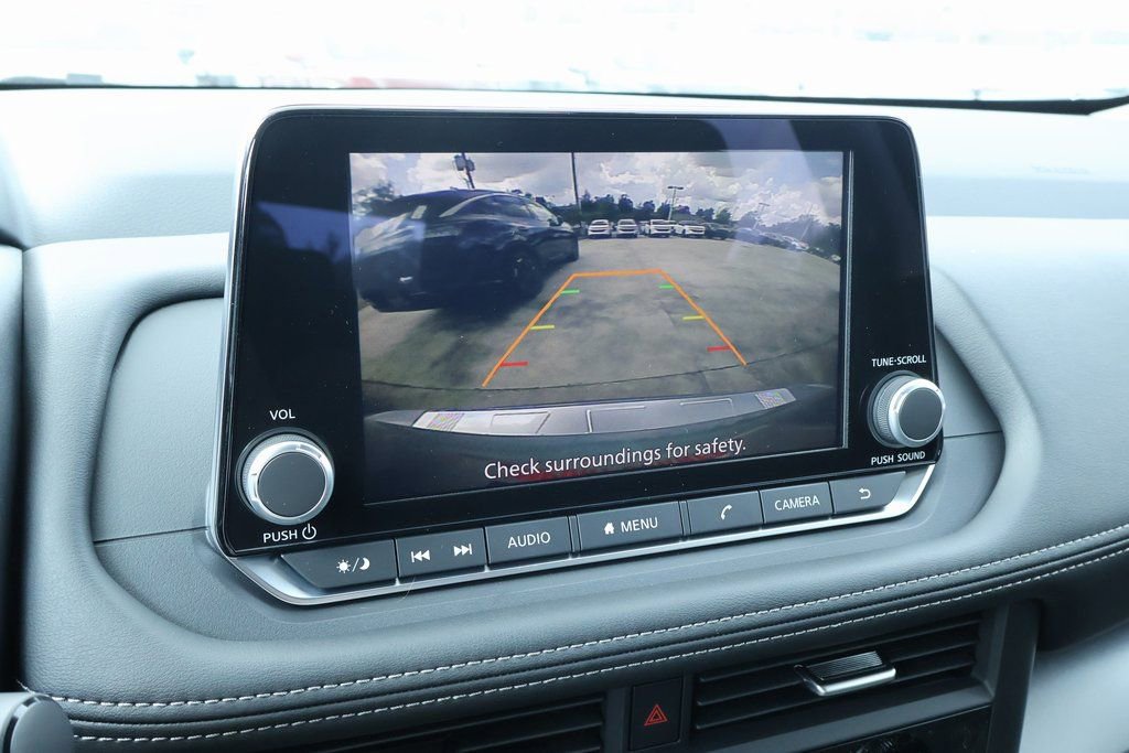 New 2026 Nissan Rogue SV image 4