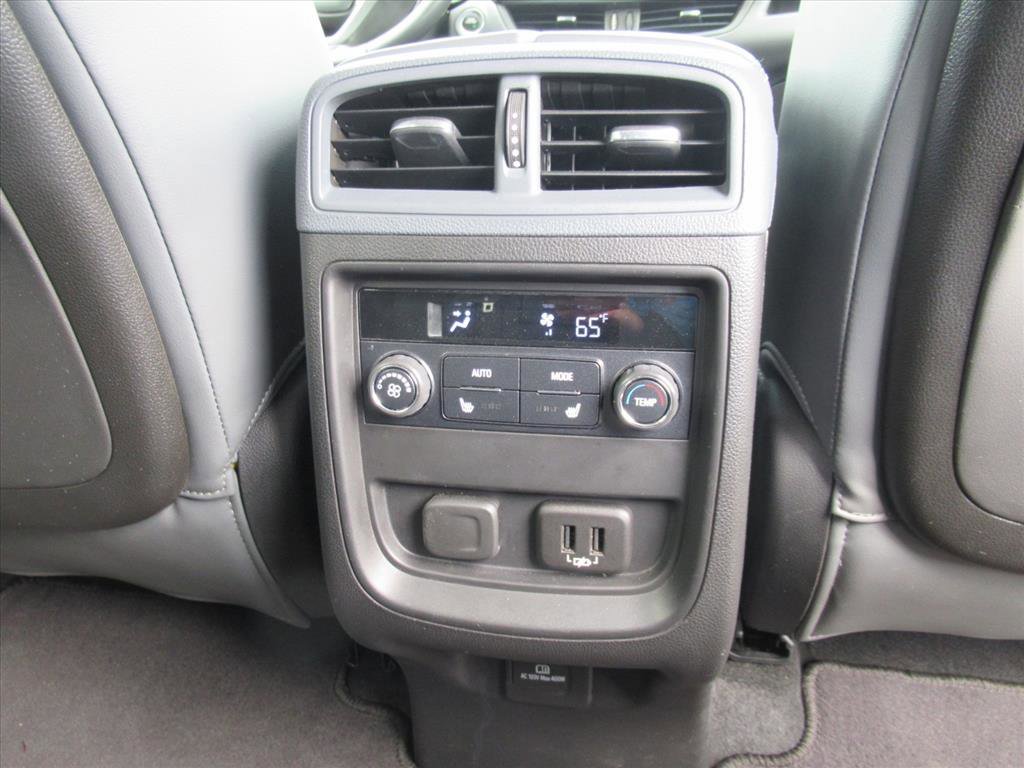 Used 2020 Buick Envision Premium w/ Driver Confidence Package image 15