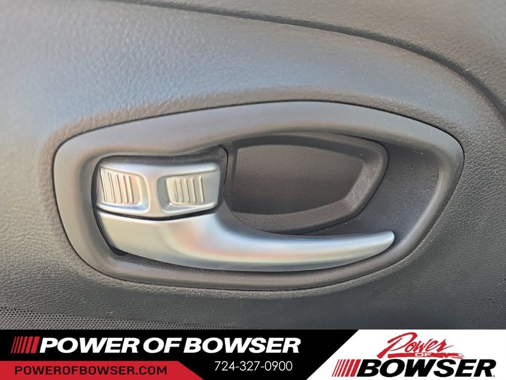 Used 2018 Jeep Renegade Sport w/ Power & Air Group AWD/4WD image 12