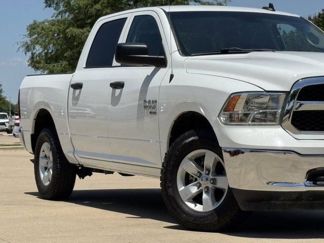 Used 2022 RAM 1500 Classic SLT w/ Electronics Group AWD/4WD image 3
