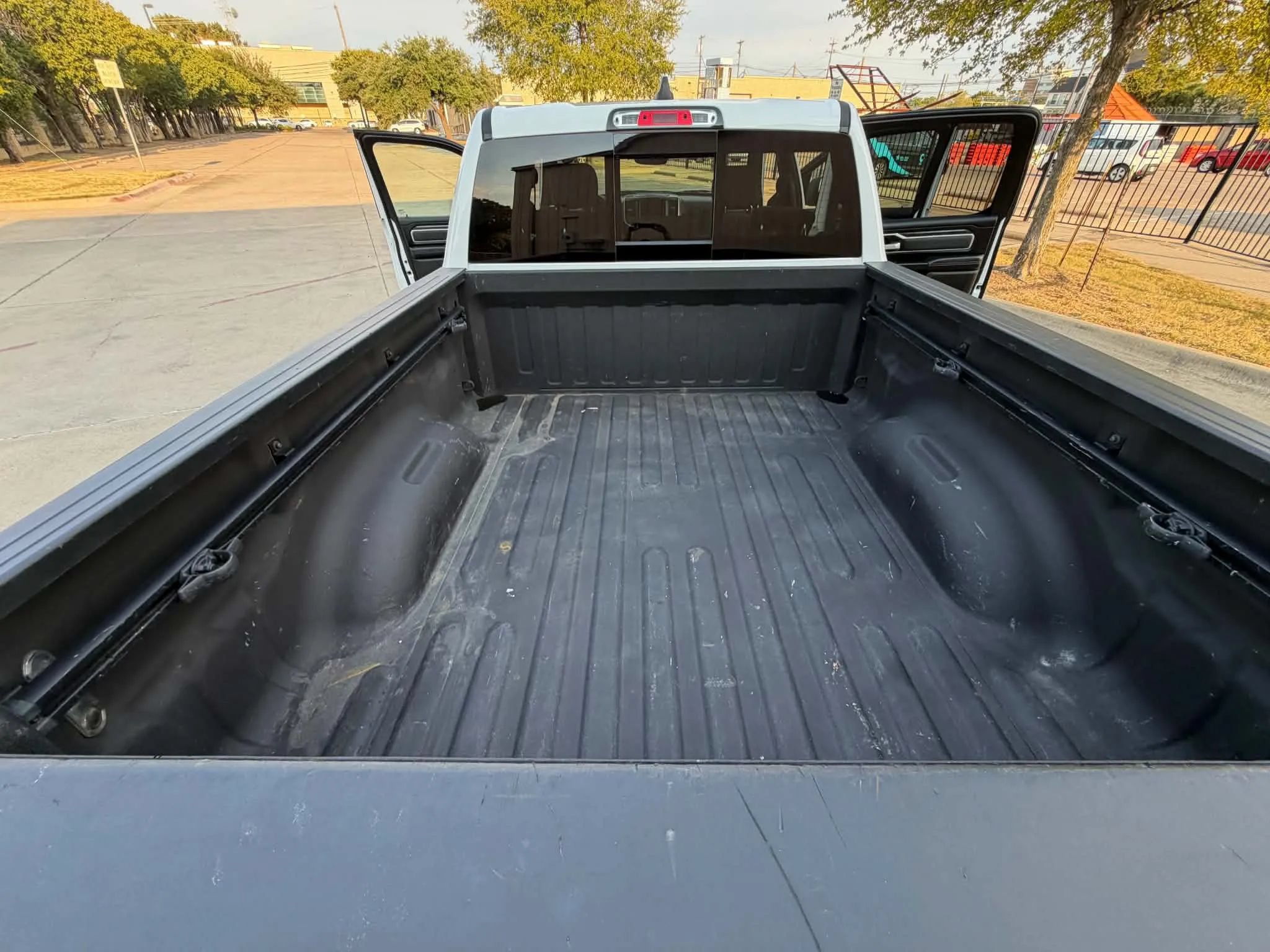 Used 2019 RAM 1500 Big Horn AWD/4WD image 28