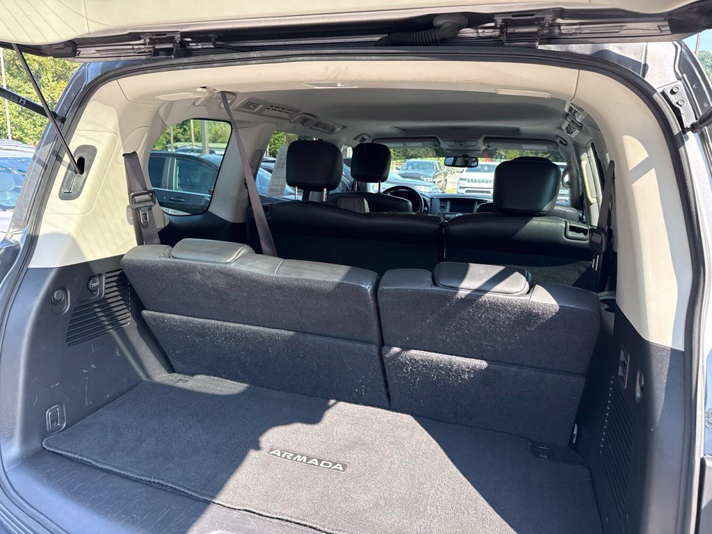 Used 2018 Nissan Armada SL w/ Premium Package AWD/4WD image 10