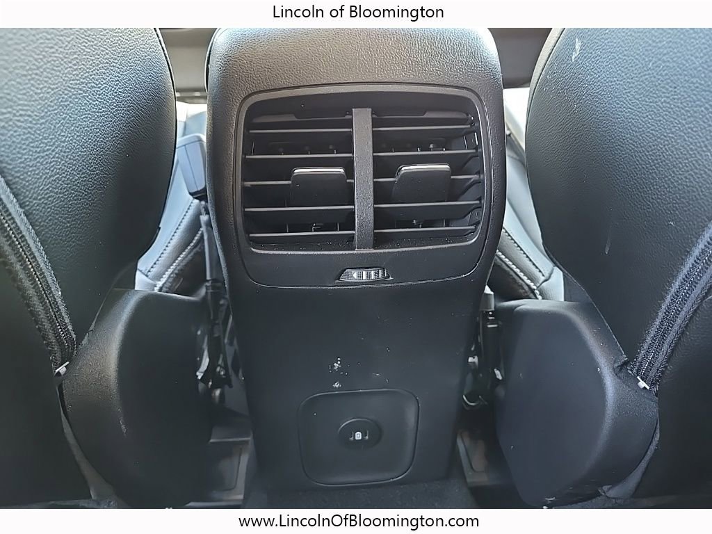 Used 2025 Ford Escape Platinum w/ Premium Technology Package image 42