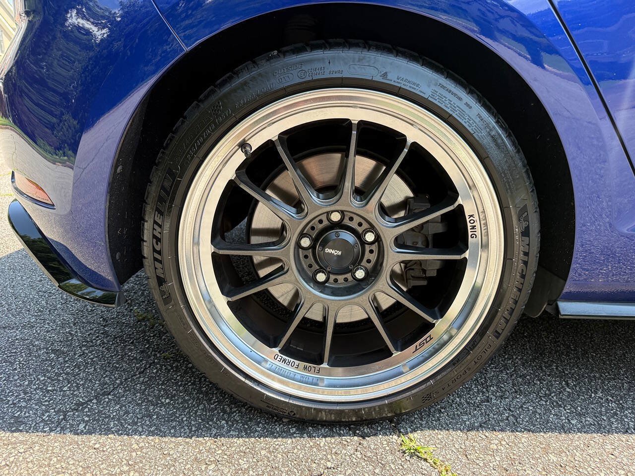 Used 2019 Volkswagen Golf R 4-Door AWD/4WD image 22