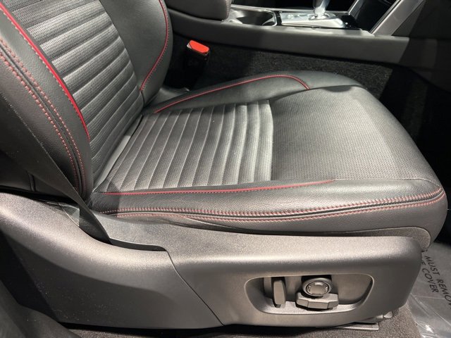 Used 2023 Land Rover Discovery Sport S R-Dynamic image 46