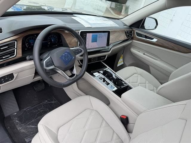 New 2026 Volkswagen Atlas SE image 2