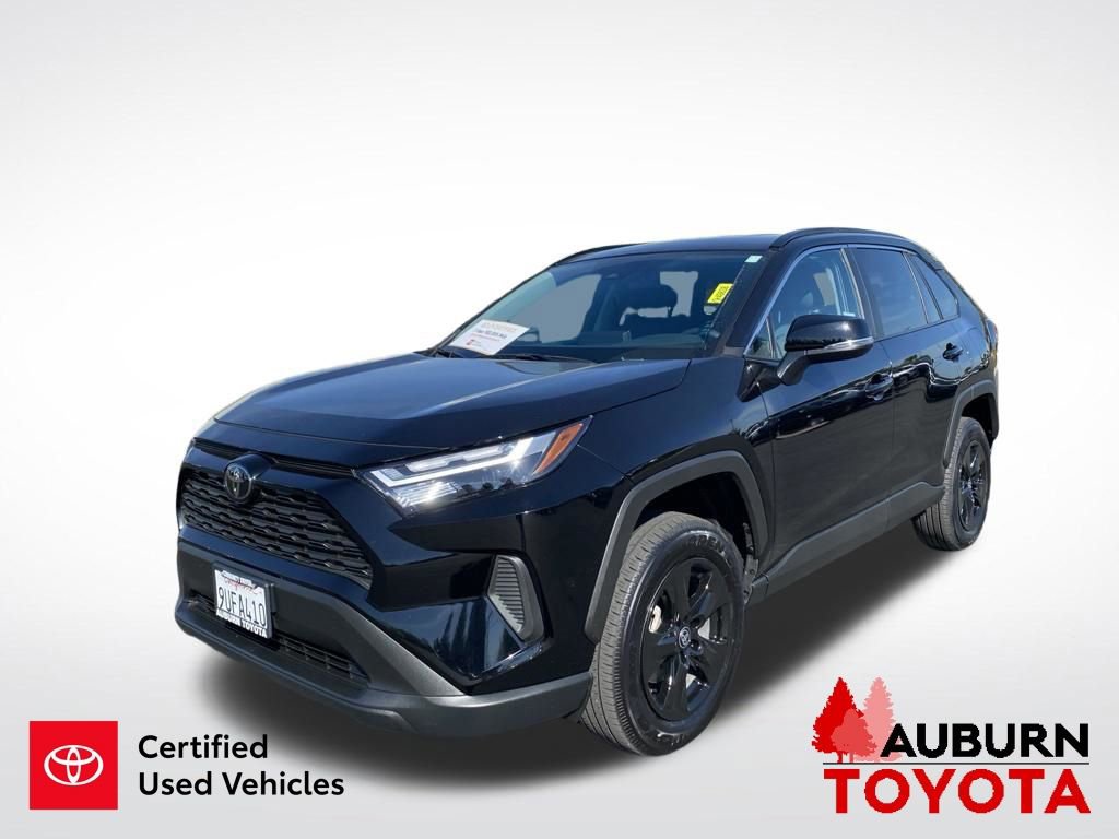 Certified 2025 Toyota RAV4 XLE w/ Weather Package AWD/4WD image 4
