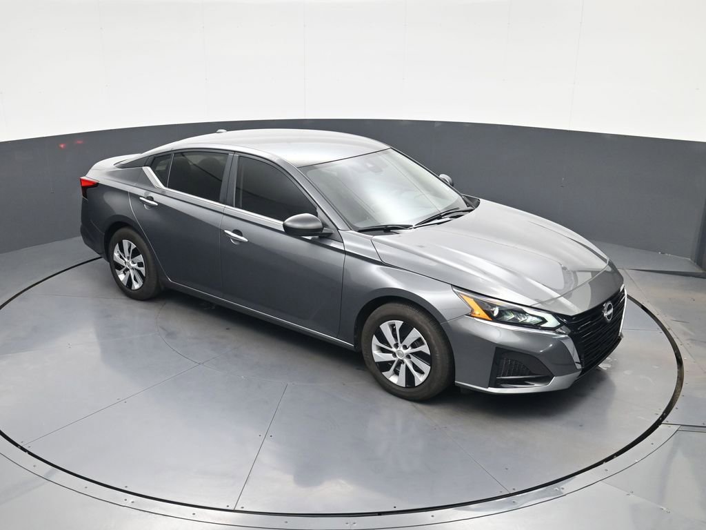 Used 2025 Nissan Altima 2.5 S image 25