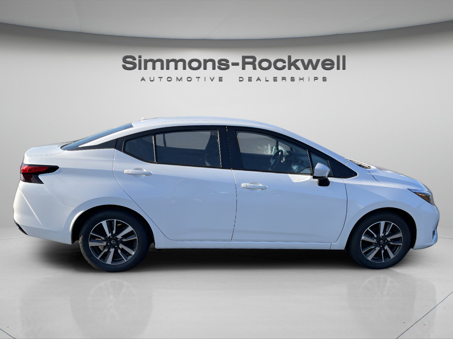 Used 2025 Nissan Versa SV FWD image 6