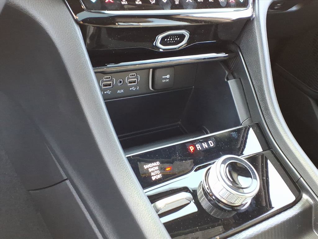 New 2026 Jeep Grand Cherokee Limited w/ Limited Altitude Package image 28