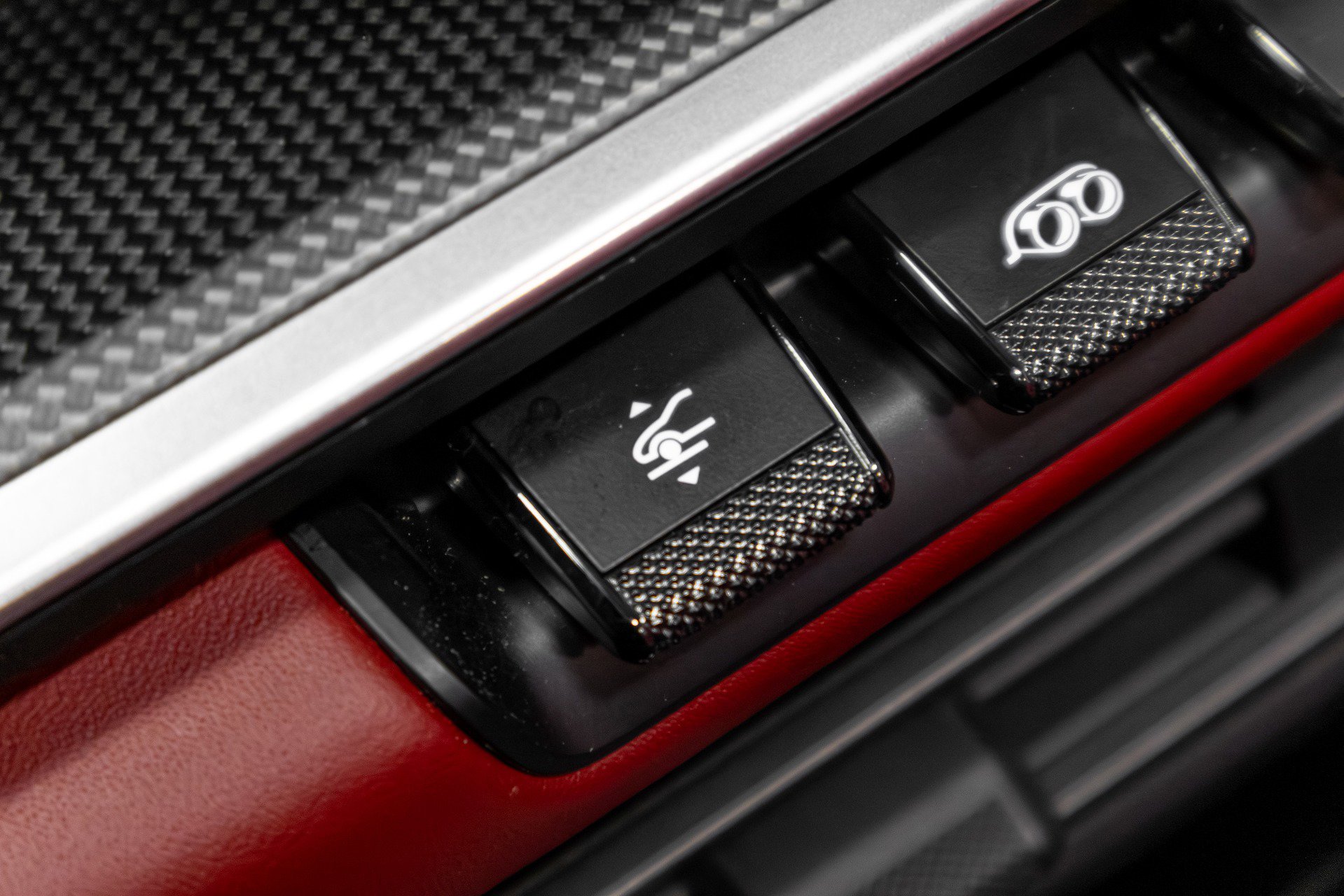 Used 2021 Porsche 911 Turbo S image 72