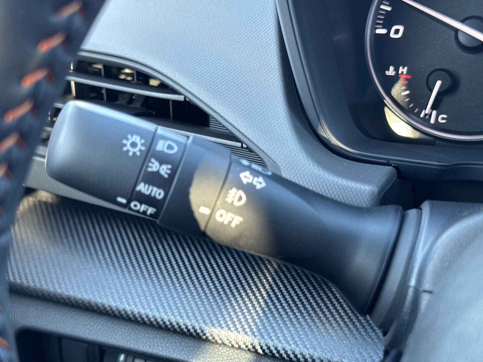 New 2025 Subaru Crosstrek 2.5i Limited w/ Popular Package #3A image 17