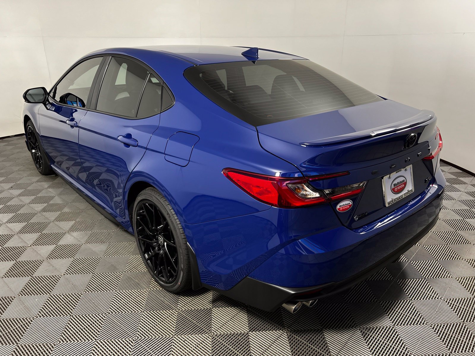 New 2026 Toyota Camry SE FWD image 7