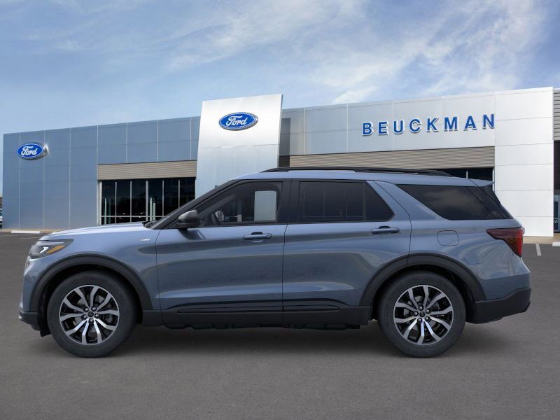 Used 2026 Ford Explorer ST-Line image 3