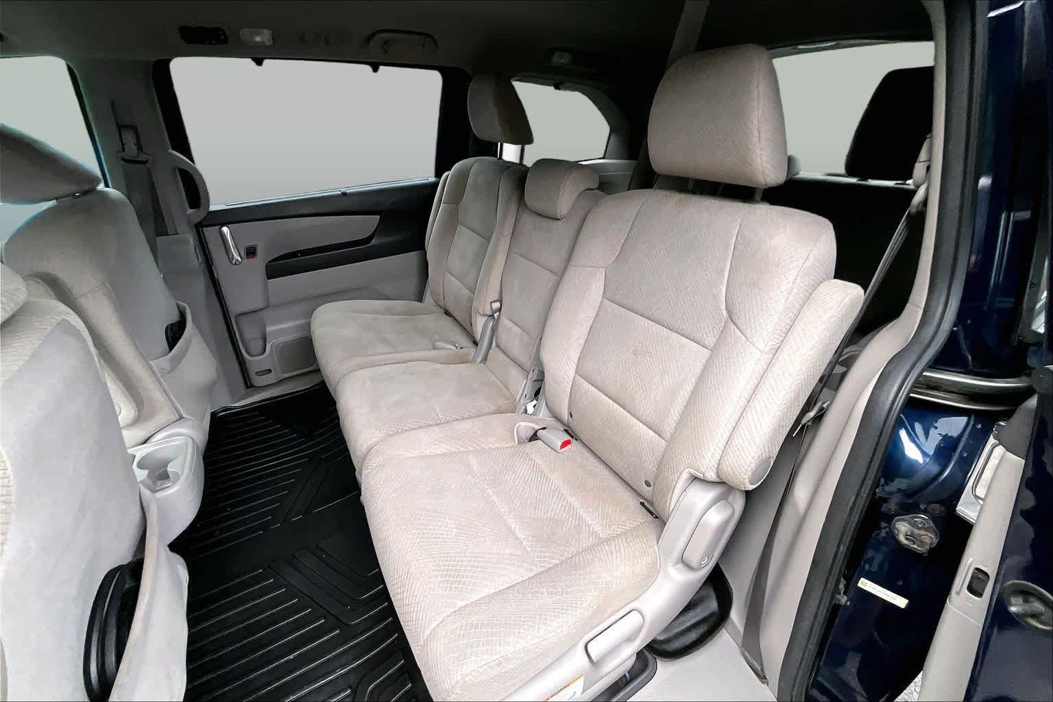 Used 2016 Honda Odyssey SE image 19