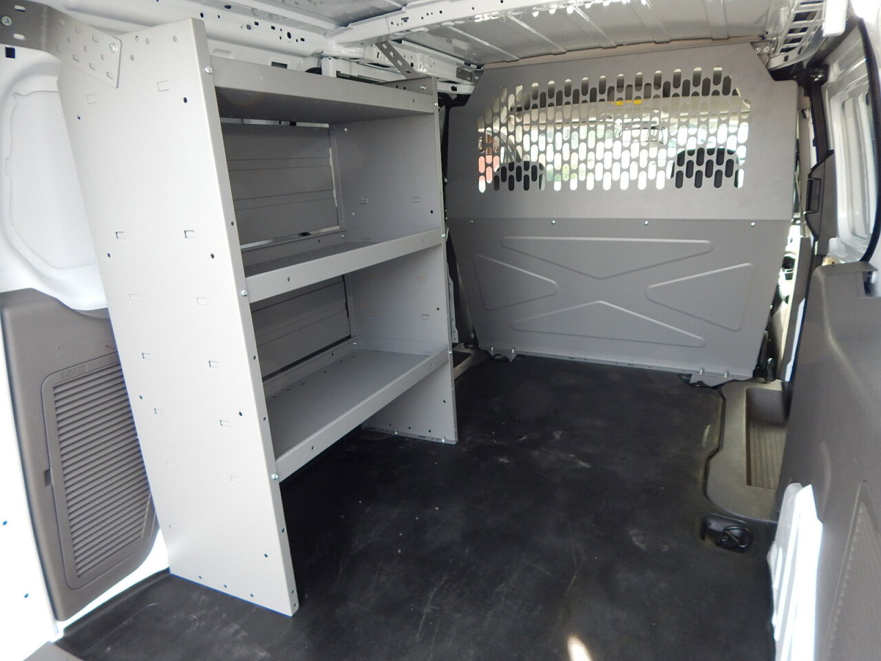 Used 2022 Ford Transit Connect XL image 14
