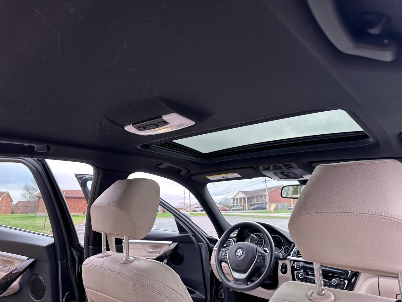 Used 2017 BMW 330i Sedan image 24