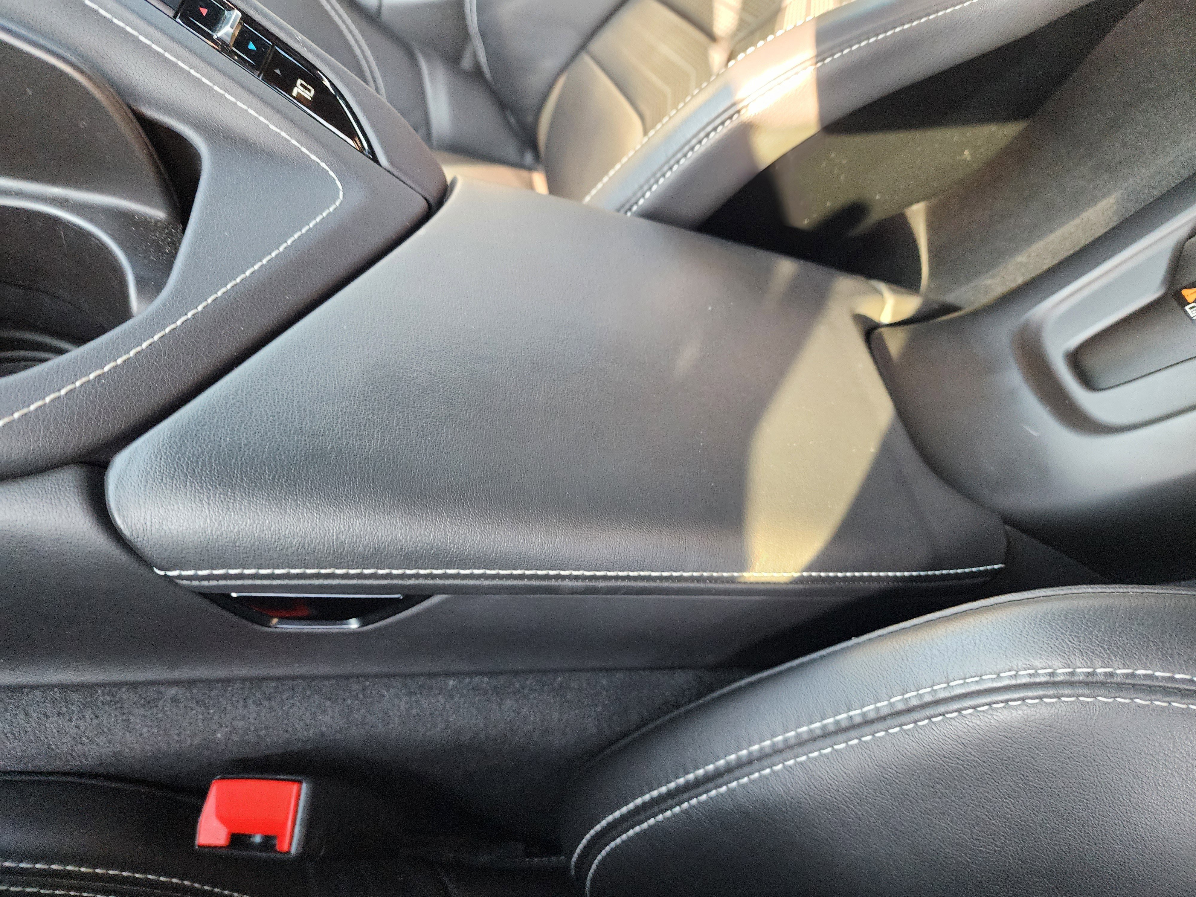 Used 2021 Chevrolet Corvette Stingray Preferred Cpe w/ Z51 Performance Package image 32