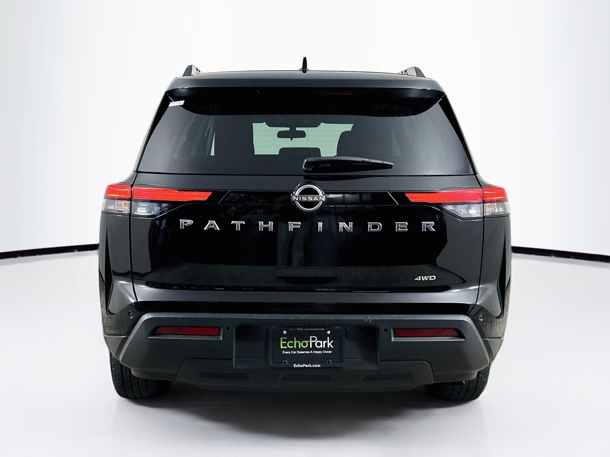 Used 2025 Nissan Pathfinder SV AWD/4WD image 7