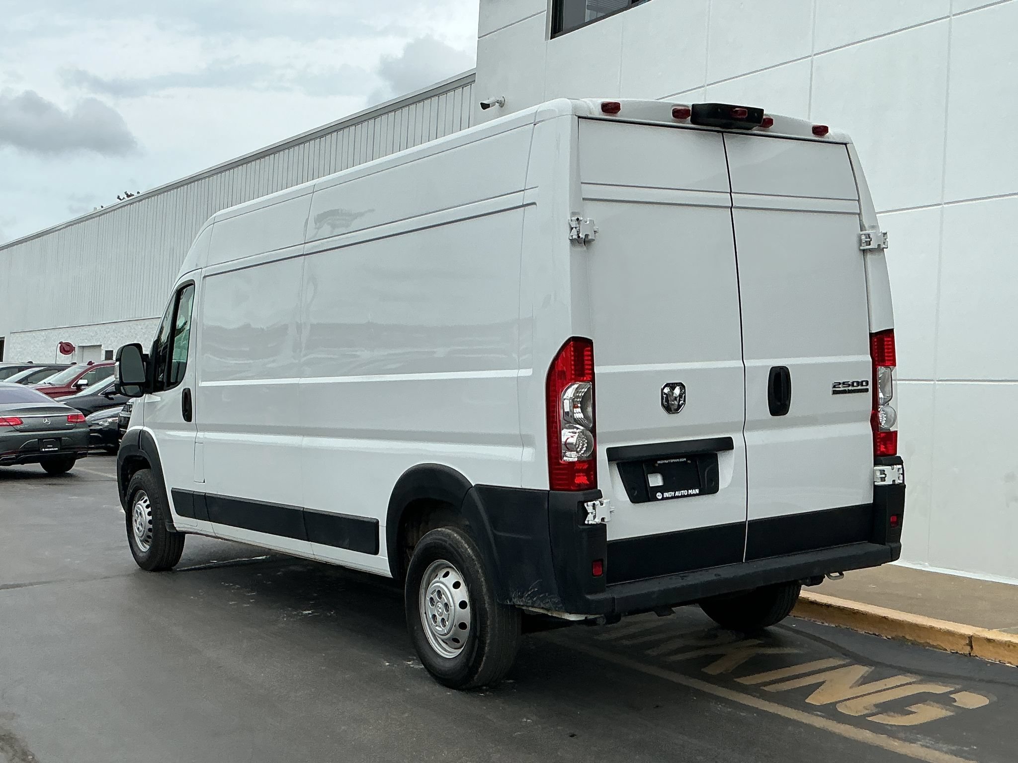 Used 2025 RAM ProMaster 2500 w/ Convenience Group FWD image 6