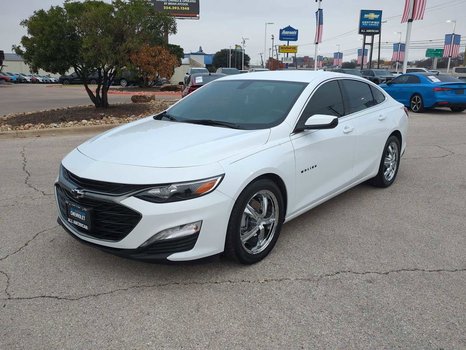 Used 2022 Chevrolet Malibu LT w/ Sport Edition image 4