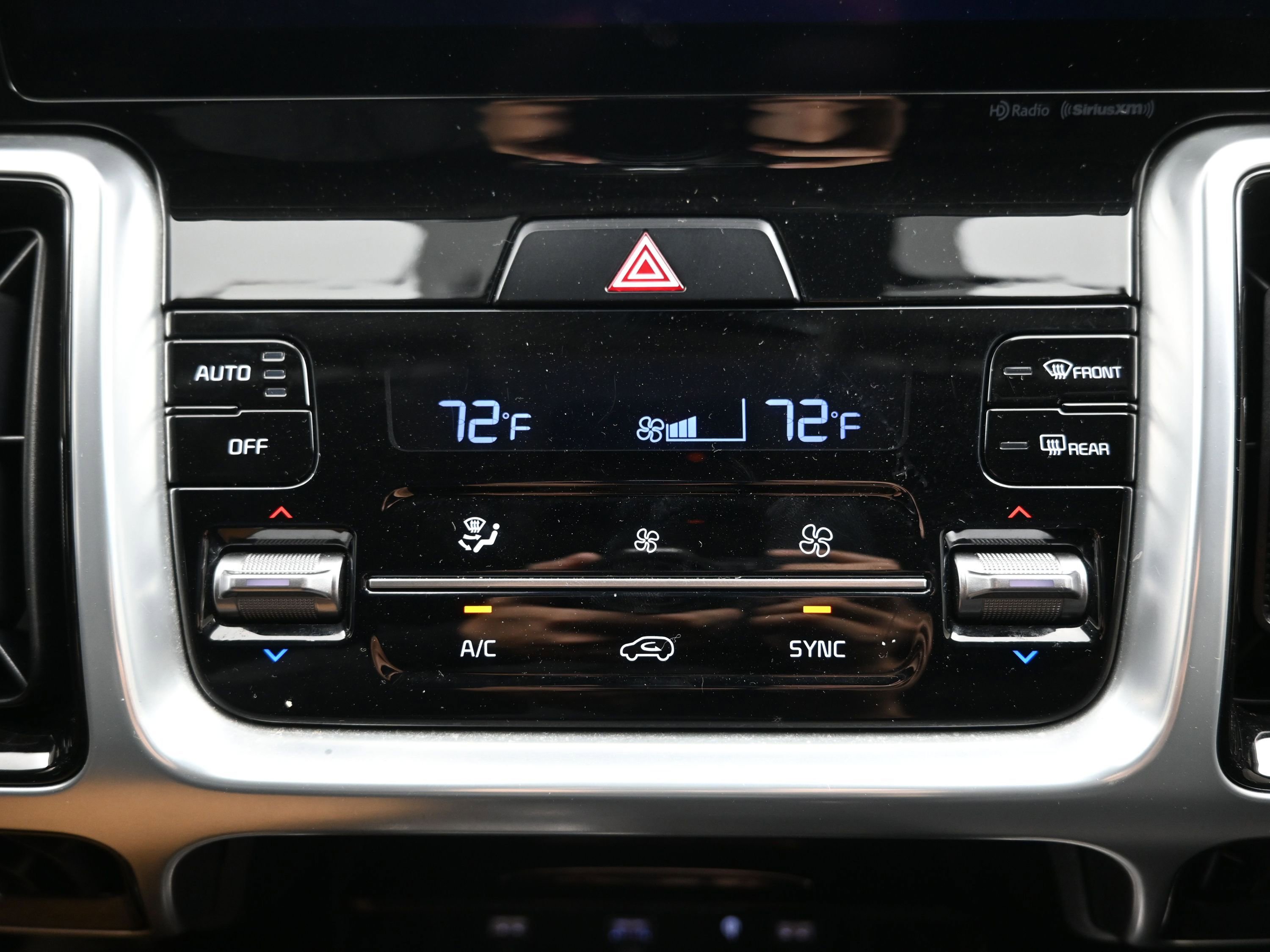 Used 2021 Kia Sorento SX image 18