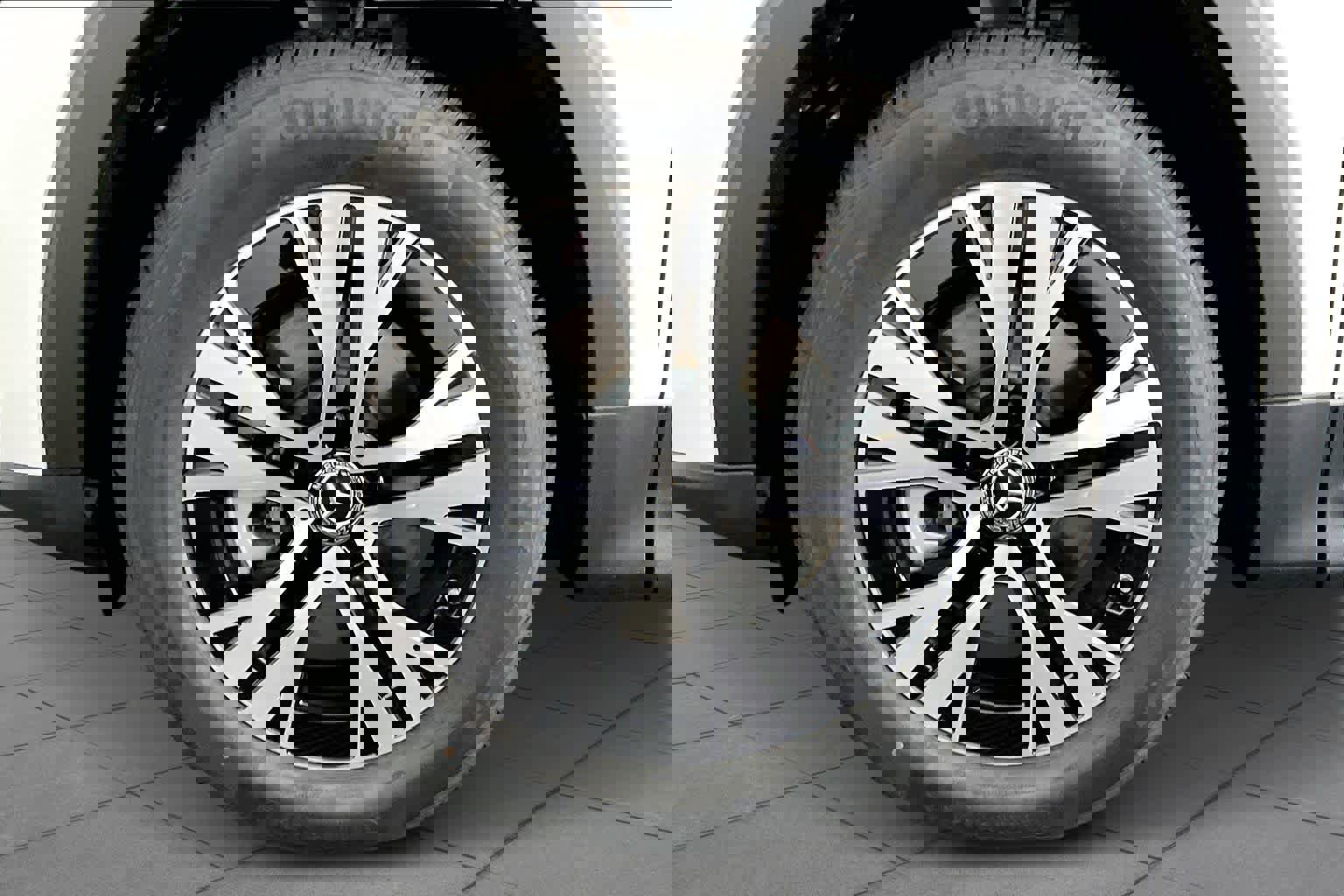 New 2026 Mercedes-Benz GLB 250 4MATIC image 16