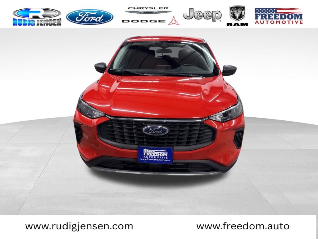 Used 2024 Ford Escape Active w/ Cold Weather Package image 3