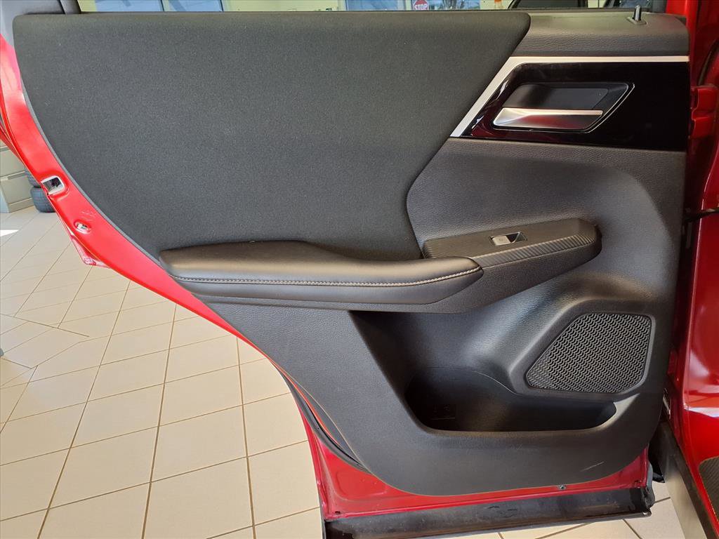 Used 2022 Mitsubishi Outlander ES image 16