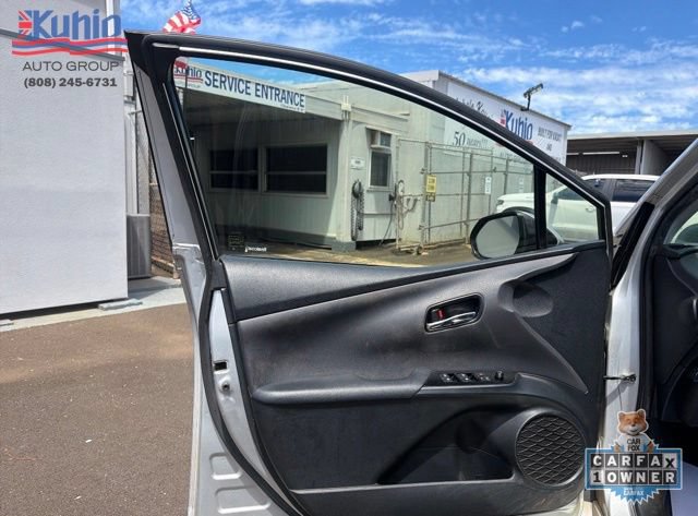 Used 2018 Toyota Prius Two FWD image 29