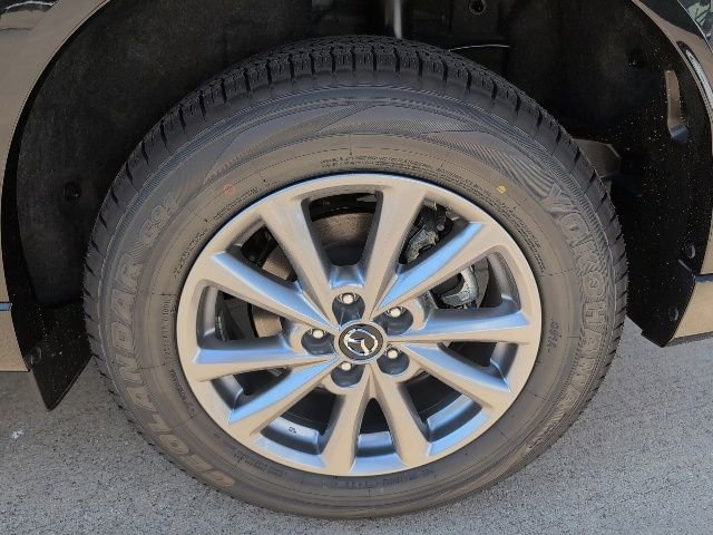 Used 2025 MAZDA CX-5 AWD 2.5 S w/ Preferred Package image 3