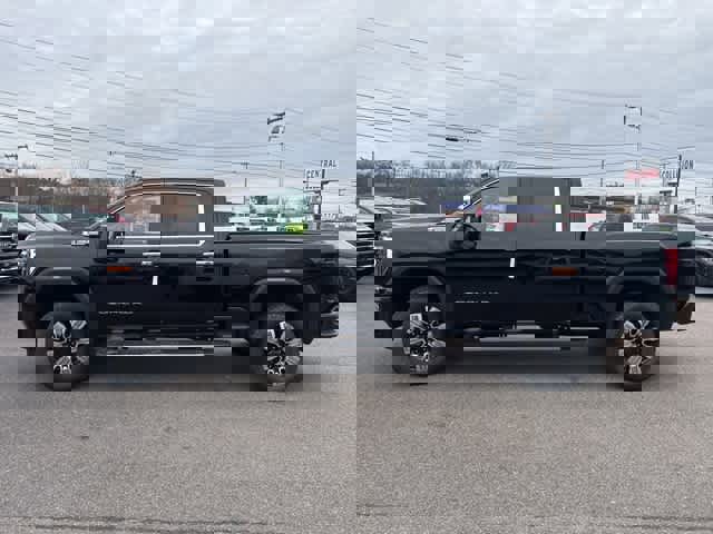 New 2026 GMC Sierra 2500 Denali w/ Denali Reserve Package image 4