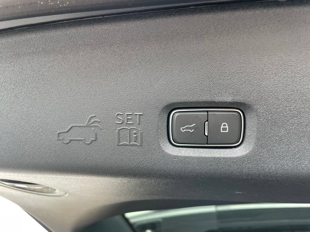 Used 2025 Ford Expedition Tremor AWD/4WD image 44