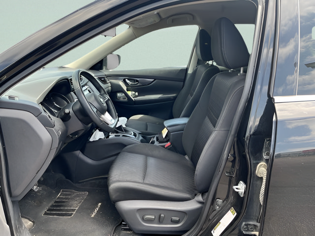 Used 2020 Nissan Rogue SV AWD/4WD image 8