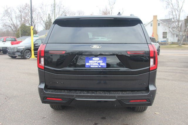 New 2026 Ford Expedition Max Platinum w/ Stealth Appearance Package AWD/4WD image 3