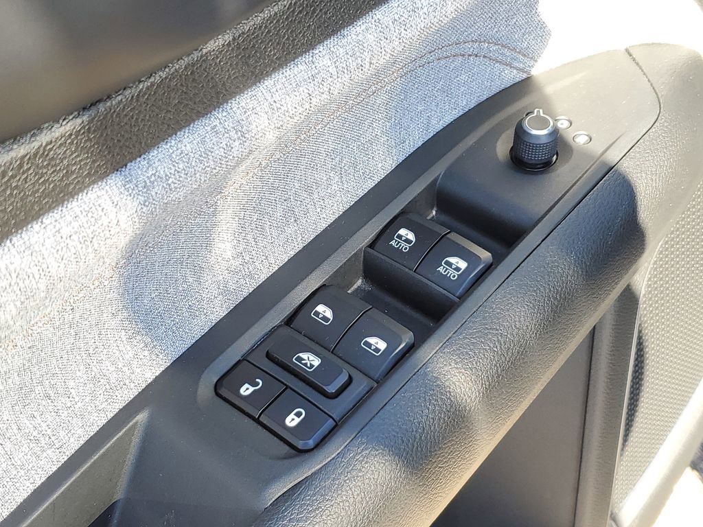 Used 2022 Jeep Compass Latitude image 24