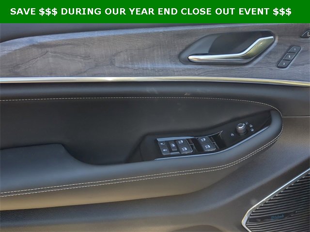 New 2024 Jeep Grand Cherokee Overland w/ Advanced Protech Group III image 24