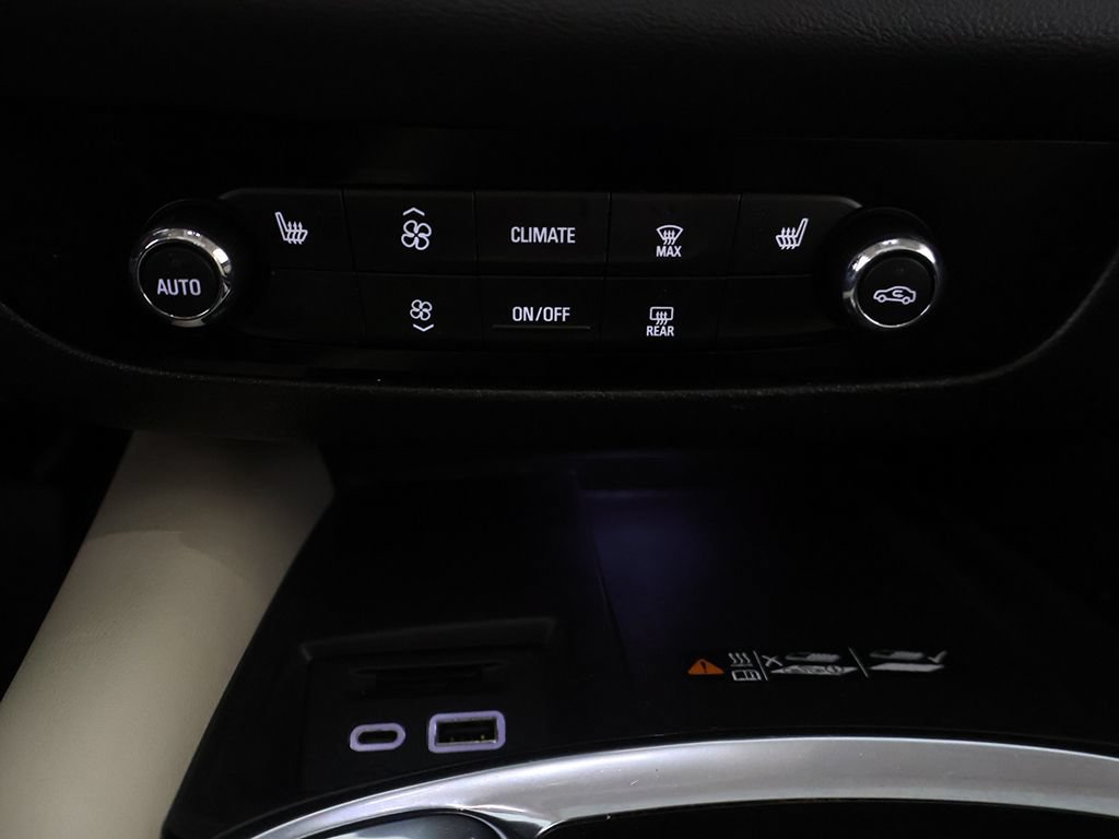 Used 2023 Buick Enclave Essence w/ Experience Buick Package AWD/4WD image 56
