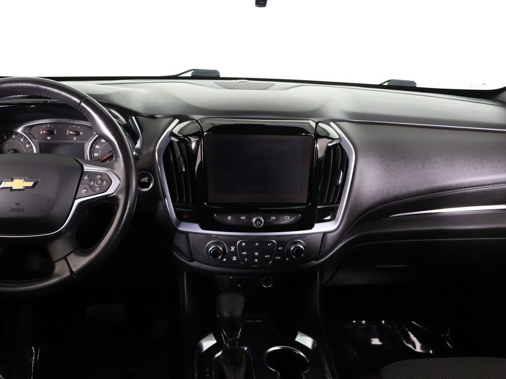 Used 2022 Chevrolet Traverse LT image 40